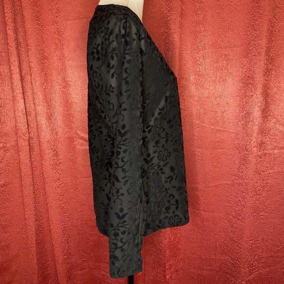 French Laundry Sz M Black Long Sleeve Velvet Floral goth witchy vampire classic - Picture 3 of 8
